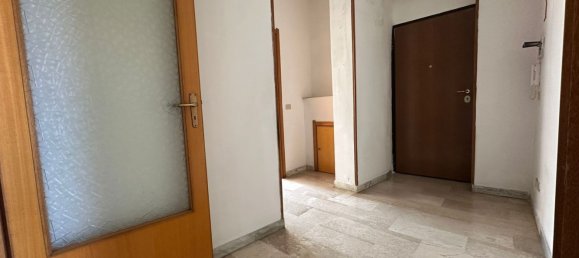Apartamento T6 em Reggio Calabria, Italy N.º 353167 2