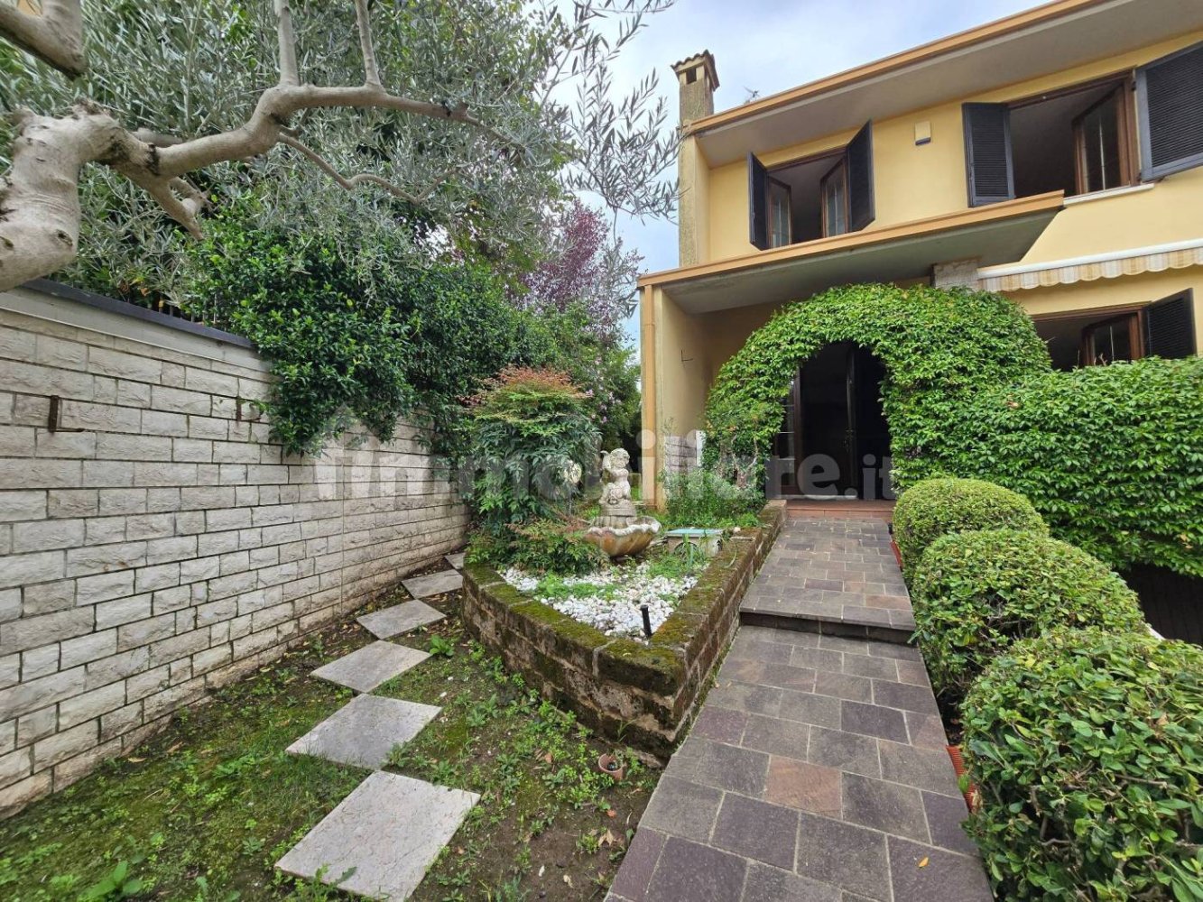 3 chambres Villa à Lonato del Garda, Italy No. 326519