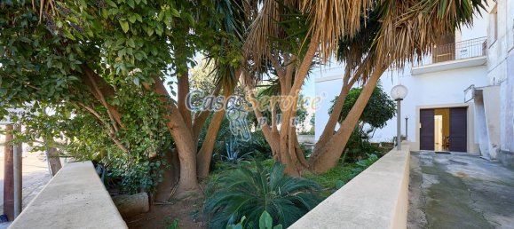 10 rooms House in Galatone, Italy No. 235671 14