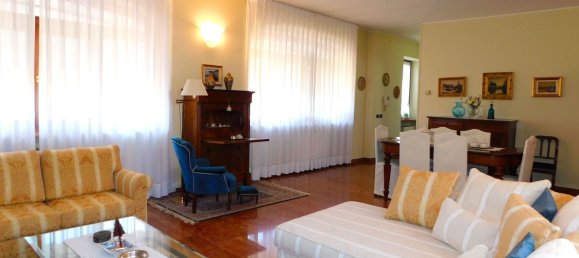 6 rooms House in Gambolò, Italy No. 178153 13