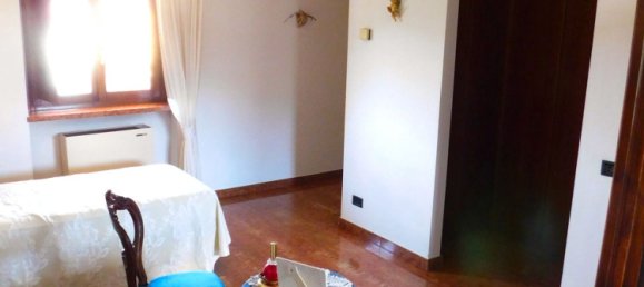 6 rooms House in Gambolò, Italy No. 178153 34