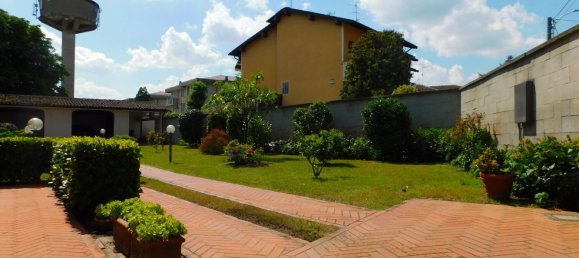 6 rooms House in Gambolò, Italy No. 178153 18