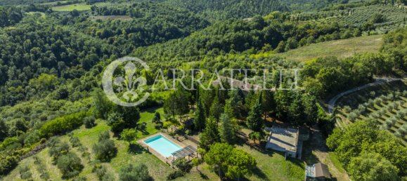 7 Schlafzimmer Grundstück in Città della Pieve, Italy, Nr. 329314 50