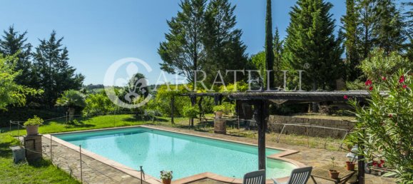 7 Schlafzimmer Grundstück in Città della Pieve, Italy, Nr. 329314 11