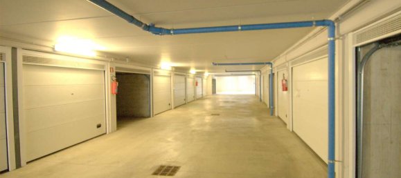 1-Zimmer Garage in Turin, Italy, Nr. 73387 5