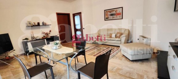 4 rooms Apartment in Piacenza, Italy No. 17330 13
