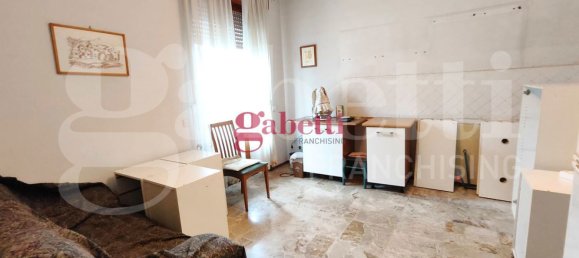 4 rooms Apartment in Piacenza, Italy No. 17330 18
