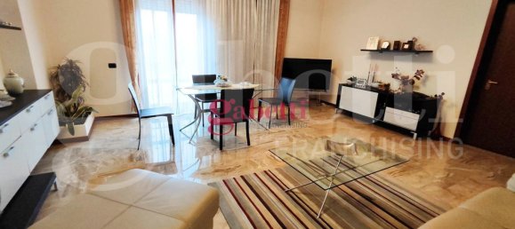 4 rooms Apartment in Piacenza, Italy No. 17330 14