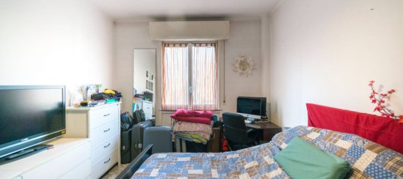 1 bedroom Apartment in Milan, Italy No. 342773 9