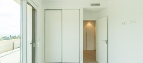 3 Schlafzimmer Wohnung in Alicante, Spain, Nr. 178411 12