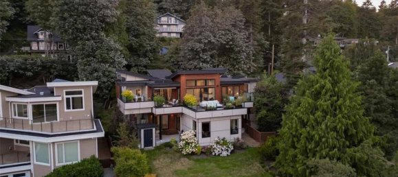 6 Schlafzimmer Haus in British Columbia, Canada, Nr. 1059 2