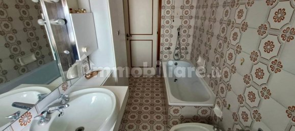 3 bedrooms Apartment in Terni, Italy No. 115043 18