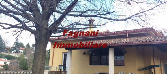 5 Schlafzimmer Villa in Lariano, Italy, Nr. 108002 3