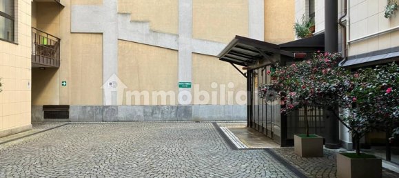 Гараж 10м² в Турин, Италия № 154469 2