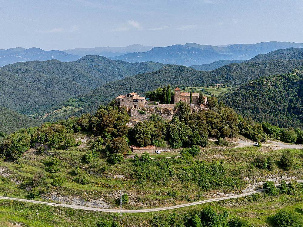 Замки и поместья с 8 спальнями в Риполь, Испания № 173982