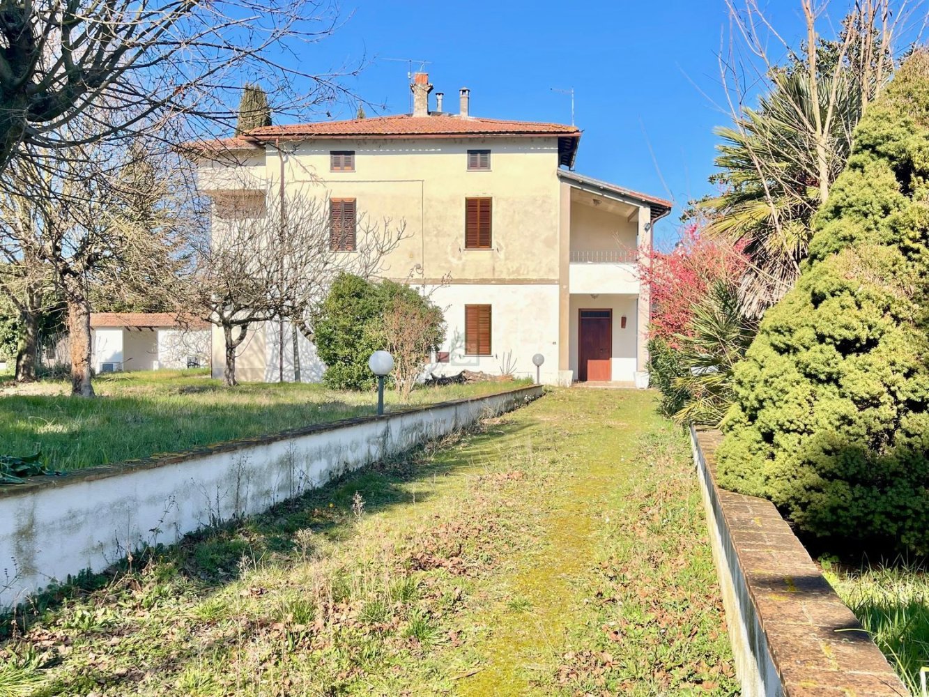 6 rooms House in Trevi, Italy No. 146052
