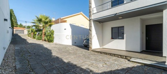 4 bedrooms House in Cascais, Portugal No. 137639 15