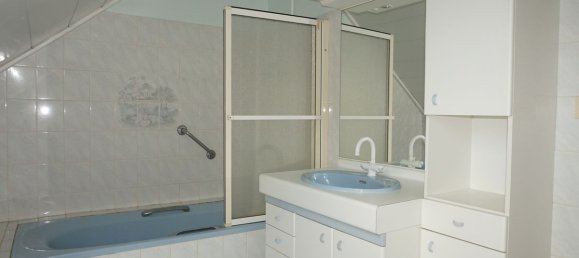 Casa de 3 dormitorios en Saint-Laurent-sur-Sevre, France No. 363186 11