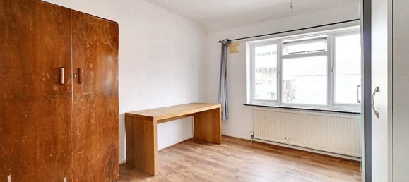 3 bedrooms House in Hayes, United Kingdom No. 5027 20