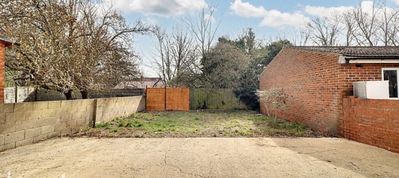 3 bedrooms House in Hayes, United Kingdom No. 5027 12