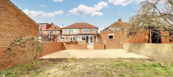 3 bedrooms House in Hayes, United Kingdom No. 5027 13