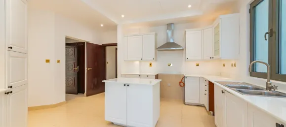 6 bedrooms Villa in Palm Jumeirah, UAE No. 105993 8