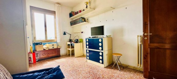 2 Schlafzimmer Wohnung in Florence, Italy, Nr. 296529 13