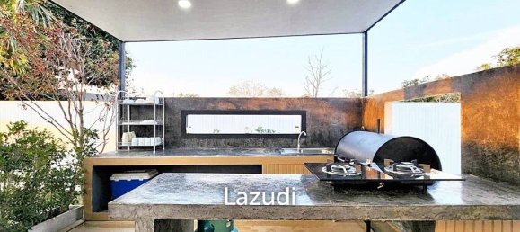 5 bedrooms Villa in Pattaya, Thailand No. 13952 7