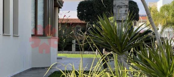 Propiedad comercial de 4 dormitorios en Aradippou, Cyprus No. 80681 13