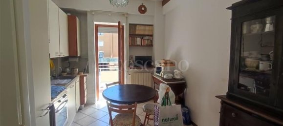 Apartamento de 7 dormitorios en L'Aquila, Italy No. 334407 16