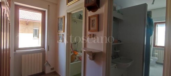 Apartamento de 7 dormitorios en L'Aquila, Italy No. 334407 23