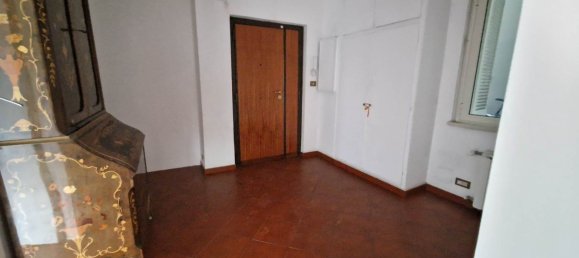 3 bedrooms Apartment in Rome, Italy No. 342884 10