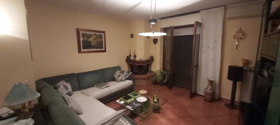 2 bedrooms Apartment in Turin, Italy No. 24380 4