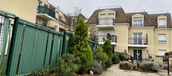 2 chambres Appartement à Pontault-Combault, France No. 144282 7