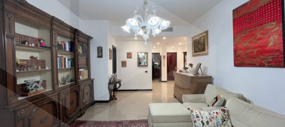 3غرفة شقة في Bari, Italy رقم 18667 6