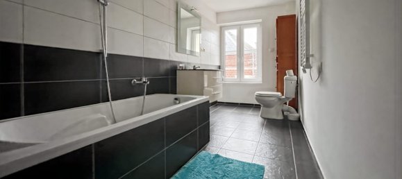 Casa de 5 dormitorios en Saint-Quentin, France No. 44119 6