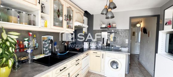 3 Schlafzimmer Haus in Menucourt, France, Nr. 284702 5