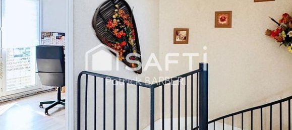 3 Schlafzimmer Haus in Menucourt, France, Nr. 284702 7