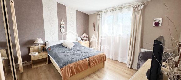 3 Schlafzimmer Haus in Menucourt, France, Nr. 284702 11