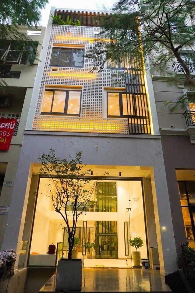 108m² Townhouse in District 7, Vietnam No. 19400