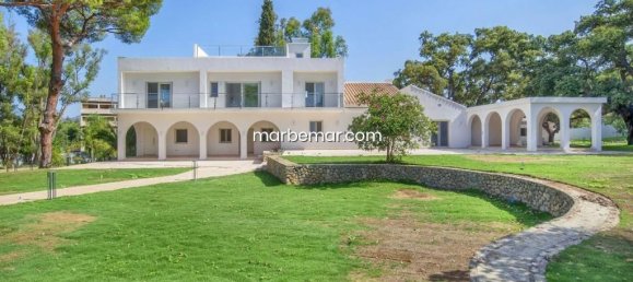 6 bedrooms Villa in Marbella, Spain No. 74734 14