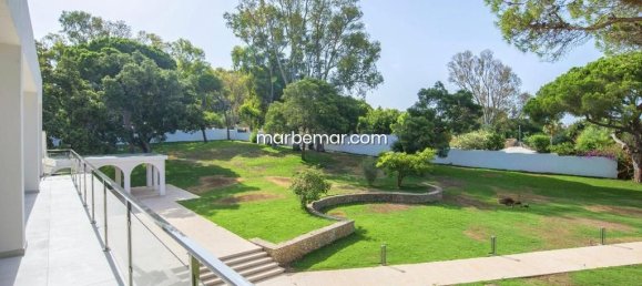 6 bedrooms Villa in Marbella, Spain No. 74734 7