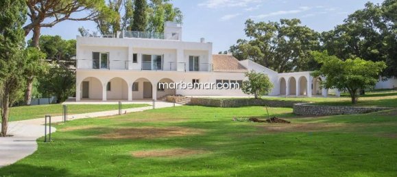 6 bedrooms Villa in Marbella, Spain No. 74734 23