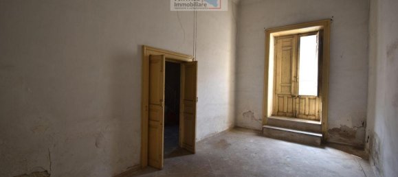 Casa de 3 habitaciónes en Avola, Italy No. 23874 3