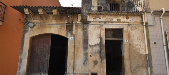 Casa de 3 habitaciónes en Avola, Italy No. 23874 7