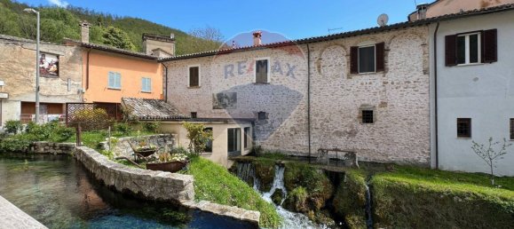 Casa de 3 divisões em Foligno, Italy N.º 49615 2