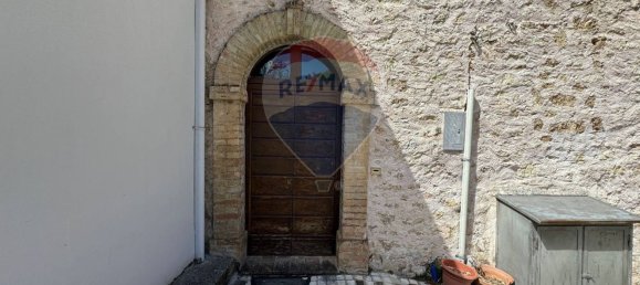 Casa de 3 divisões em Foligno, Italy N.º 49615 6