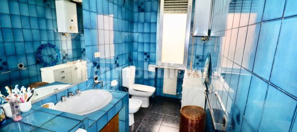 2 bedrooms Apartment in Genoa, Italy No. 372862 21