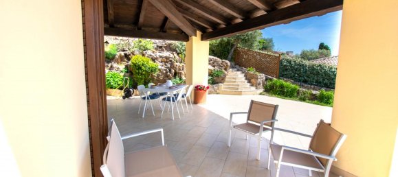 Дом с 3 комнатами в Гольфо Аранчи, Италия № 233858 11