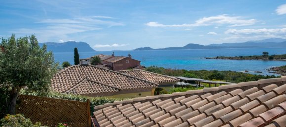 Дом с 3 комнатами в Гольфо Аранчи, Италия № 233858 15